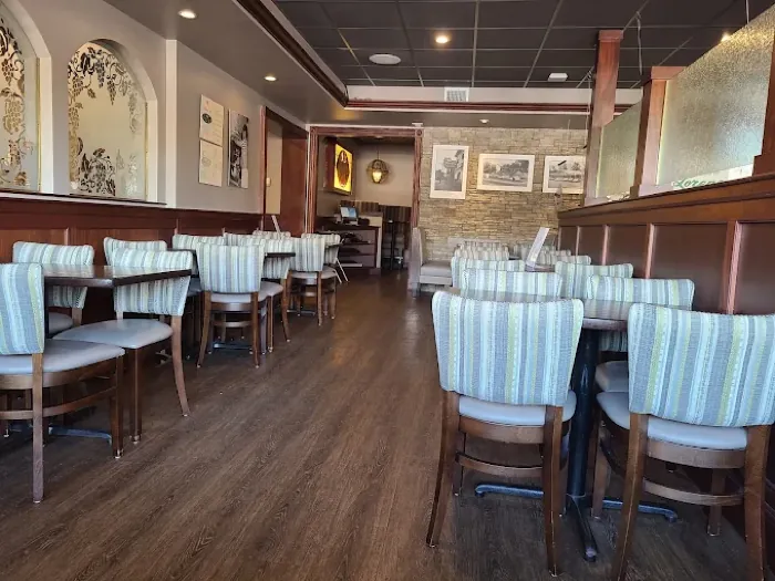 Lorenzo’s main dining room